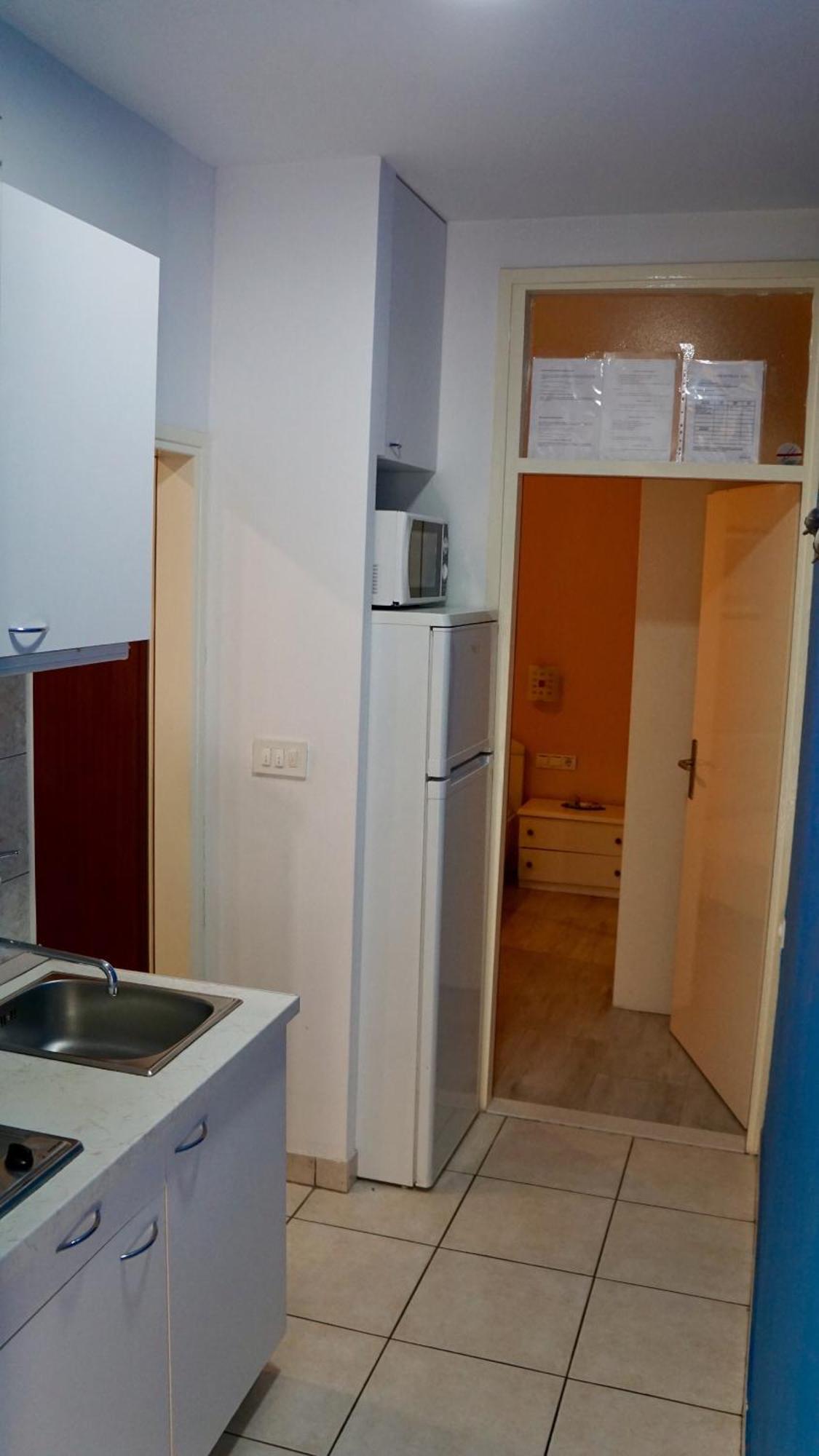 Apartments Niksa Kastelan Омиш Экстерьер фото