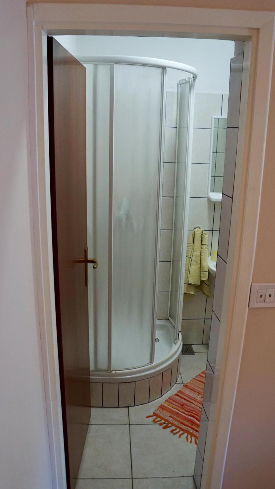 Apartments Niksa Kastelan Омиш Экстерьер фото